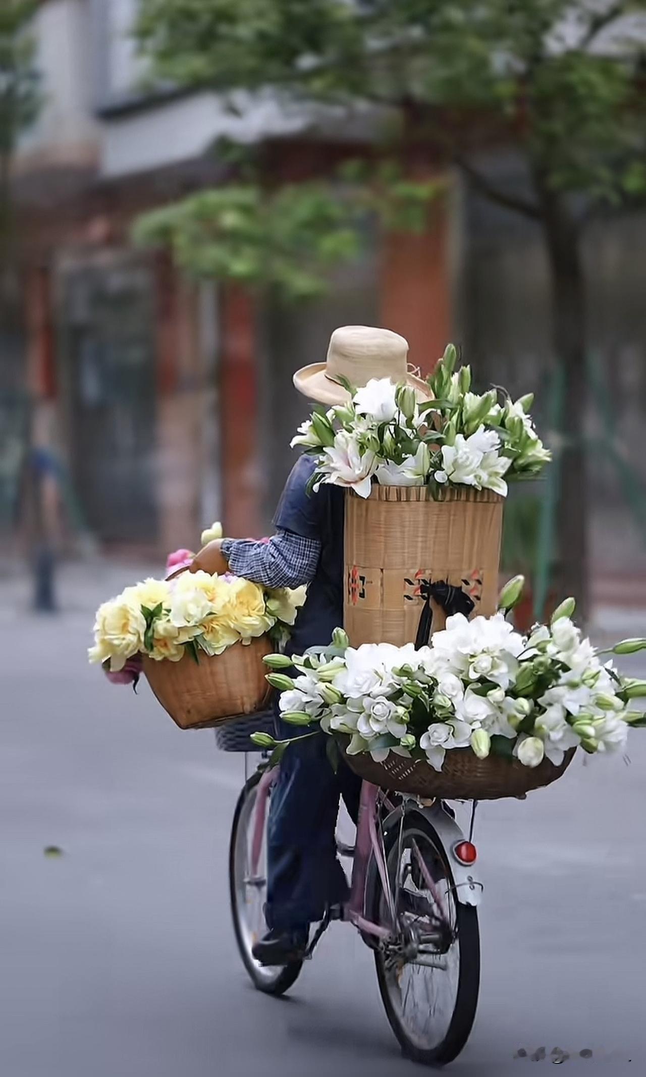 新思维：我爱你，就是一个"伪命题"

今天，本人想揭示一个现实真相：我爱你，就是