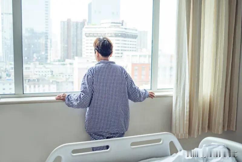 癌症患者治愈后最渴望的，或许因人而异，但减轻痛苦和珍惜生活大概率是很多人的心声。