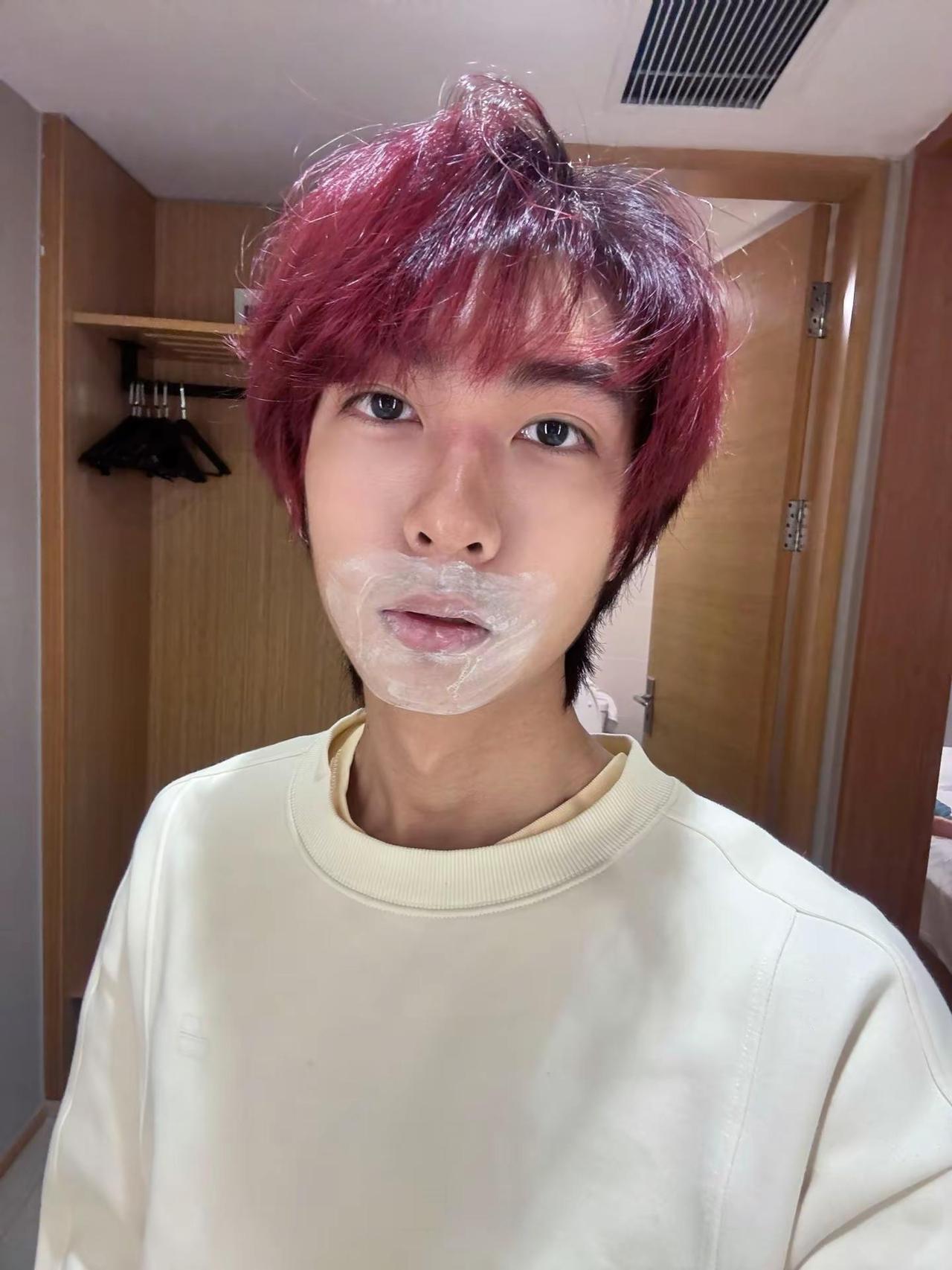 有点像男的。top 06