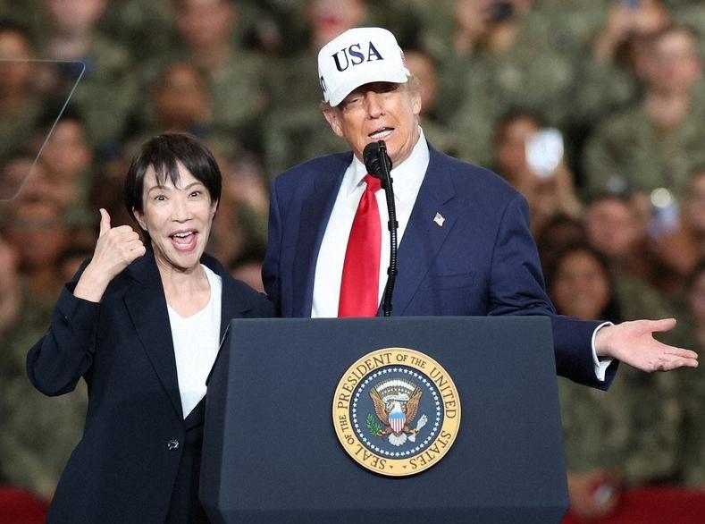 高市早苗在台上奉承特朗普，台下美军到处犯罪
 
2日，日媒《读卖新闻》披露称，截