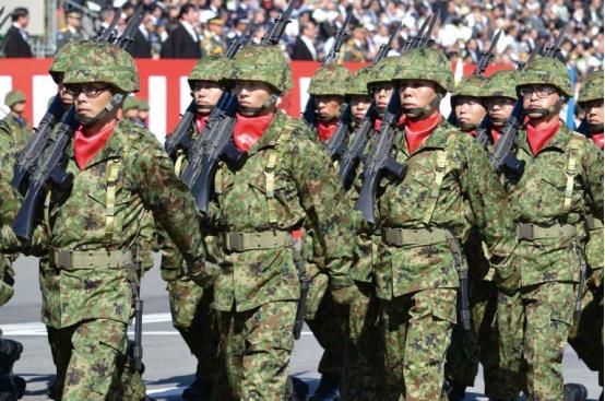 “居然改口了！”闯入中国大使馆的日本陆上自卫队少尉声称，“他要面见中国大使，然后