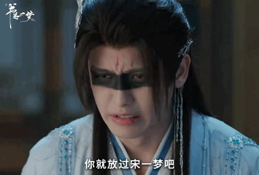 王以纶新剧演刘宇宁冤种手下 被锅砸中的条件反射也太真实，喜剧节奏卡点大师！ ​​