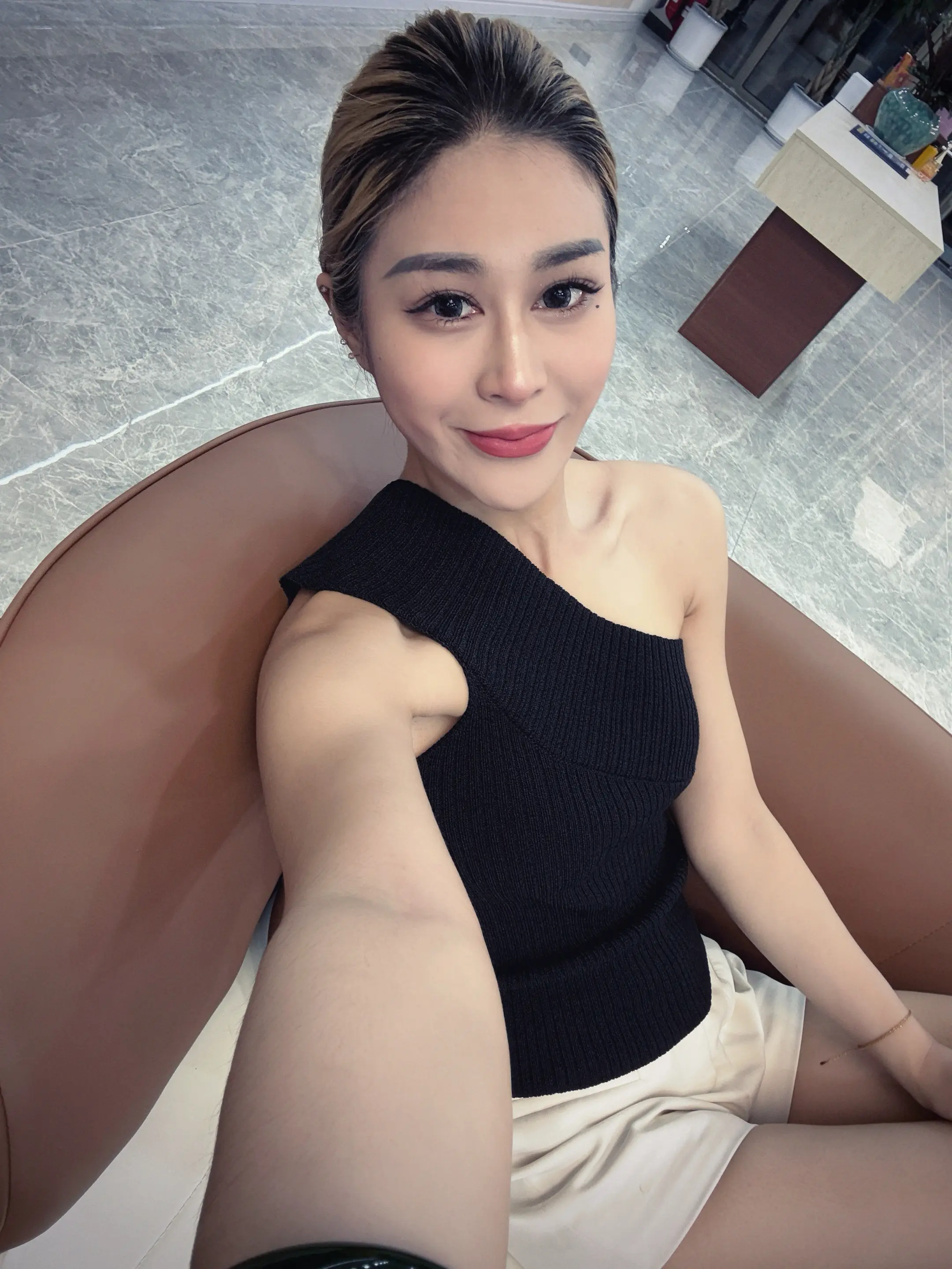 世界上最澄澈的东西 不过是看你的第一眼