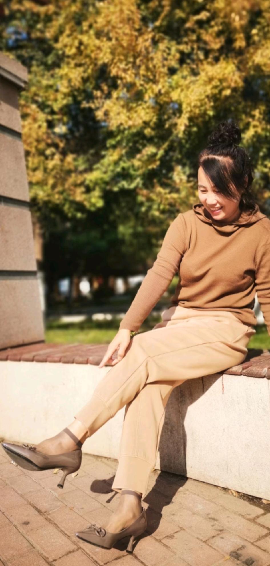 韵味十足的少妇东方魅力女人 [比心][比心][比心][玫瑰]