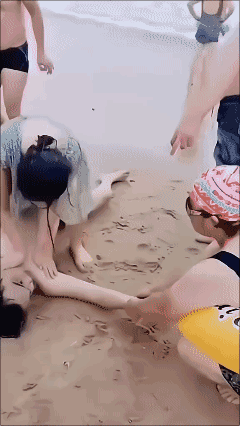 必须为救人者点赞！👍👍👍👍
