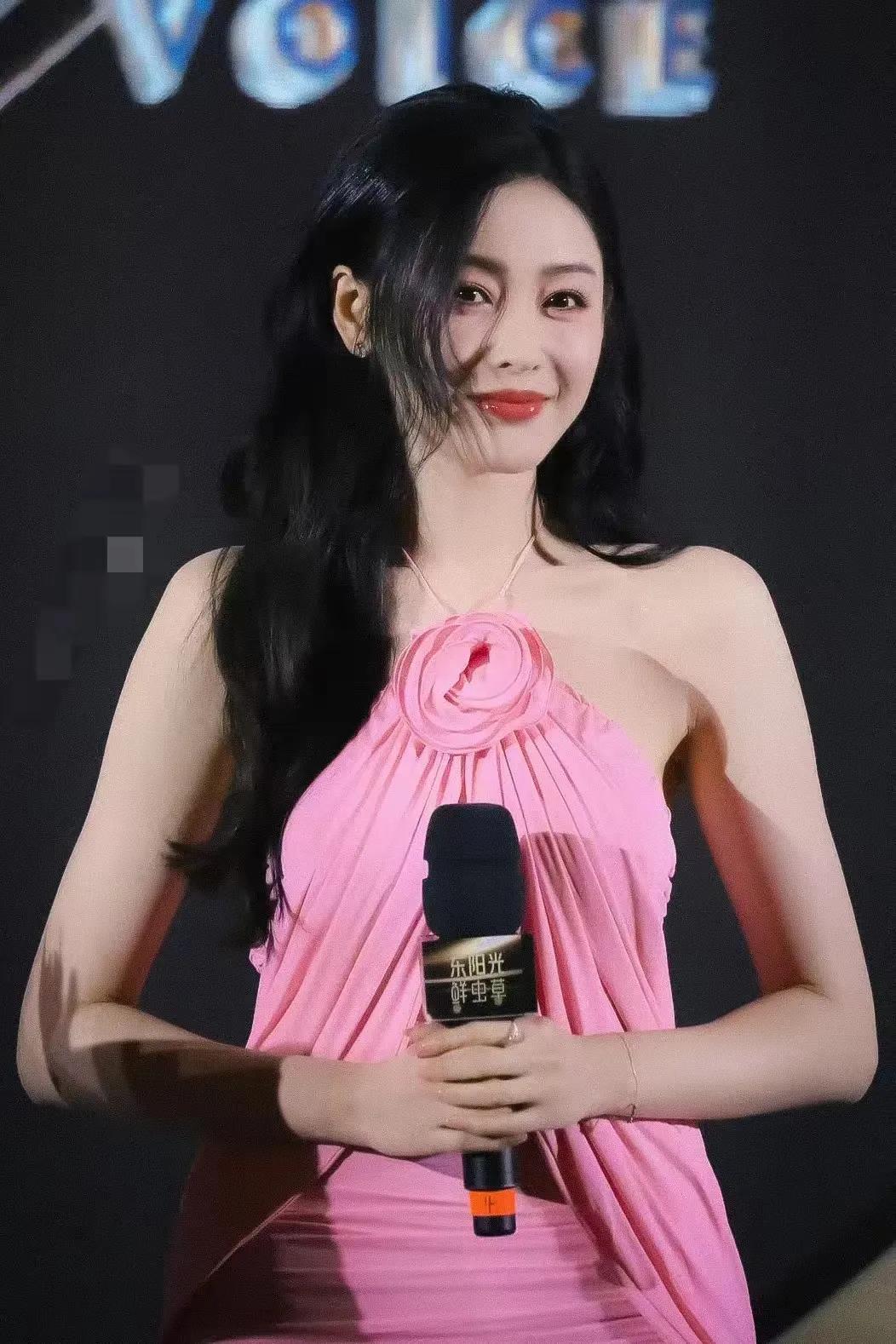 真正的美女到底长什么样张天爱这款，有独特的气质，或优雅或灵动。