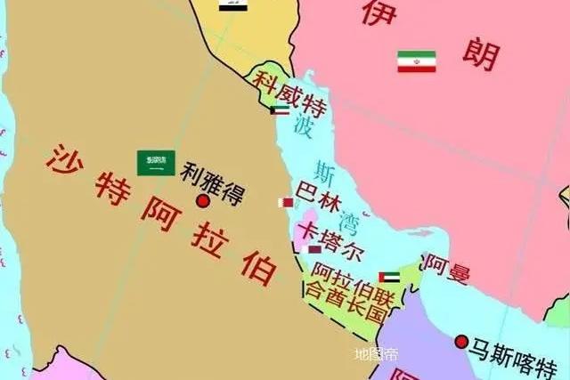百年中东惊天反转：美国打伊朗，打完赔款3000亿，还得谢谢以色列？

这场面，你