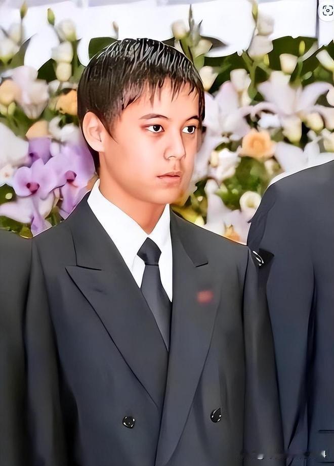 蒋介石做梦也没想到！自己的曾孙脱离台湾，跑到大陆杭州创业定居
蒋友青1989年生