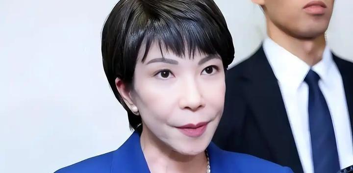 7月6日，渤海深处一声闷响，一枚潜射导弹破水升空，划过万里长空，稳稳落入南太平洋