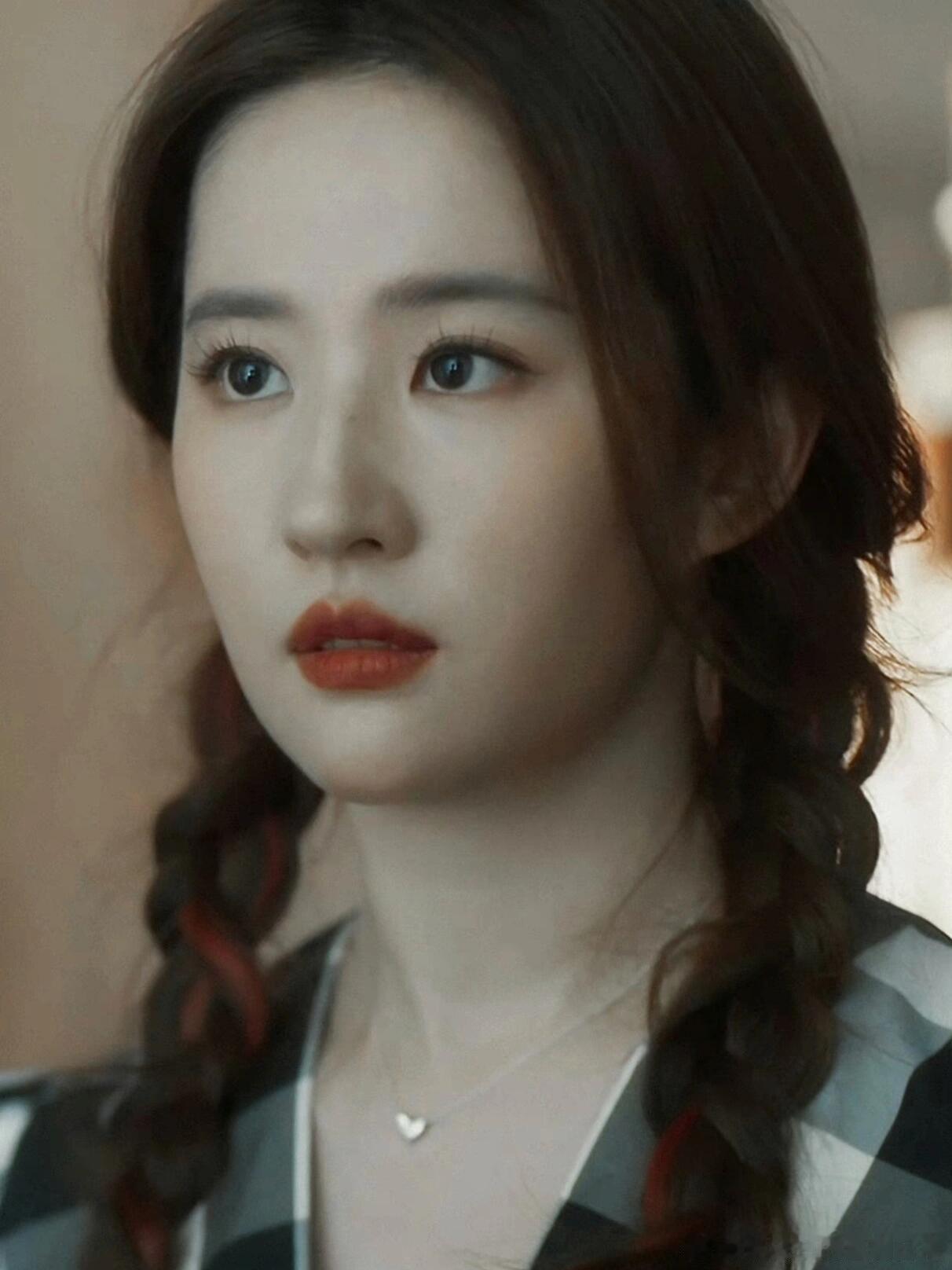 #刘亦菲36岁演22岁女大学生#《玫瑰的故事》我觉得一点也不出戏，刘亦菲演22岁