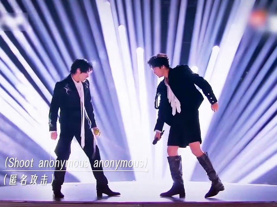 黄子弘凡肖俊二搭EXO的歌黄子弘凡肖俊二搭再度合作演绎EXO经典，上次温柔治愈《