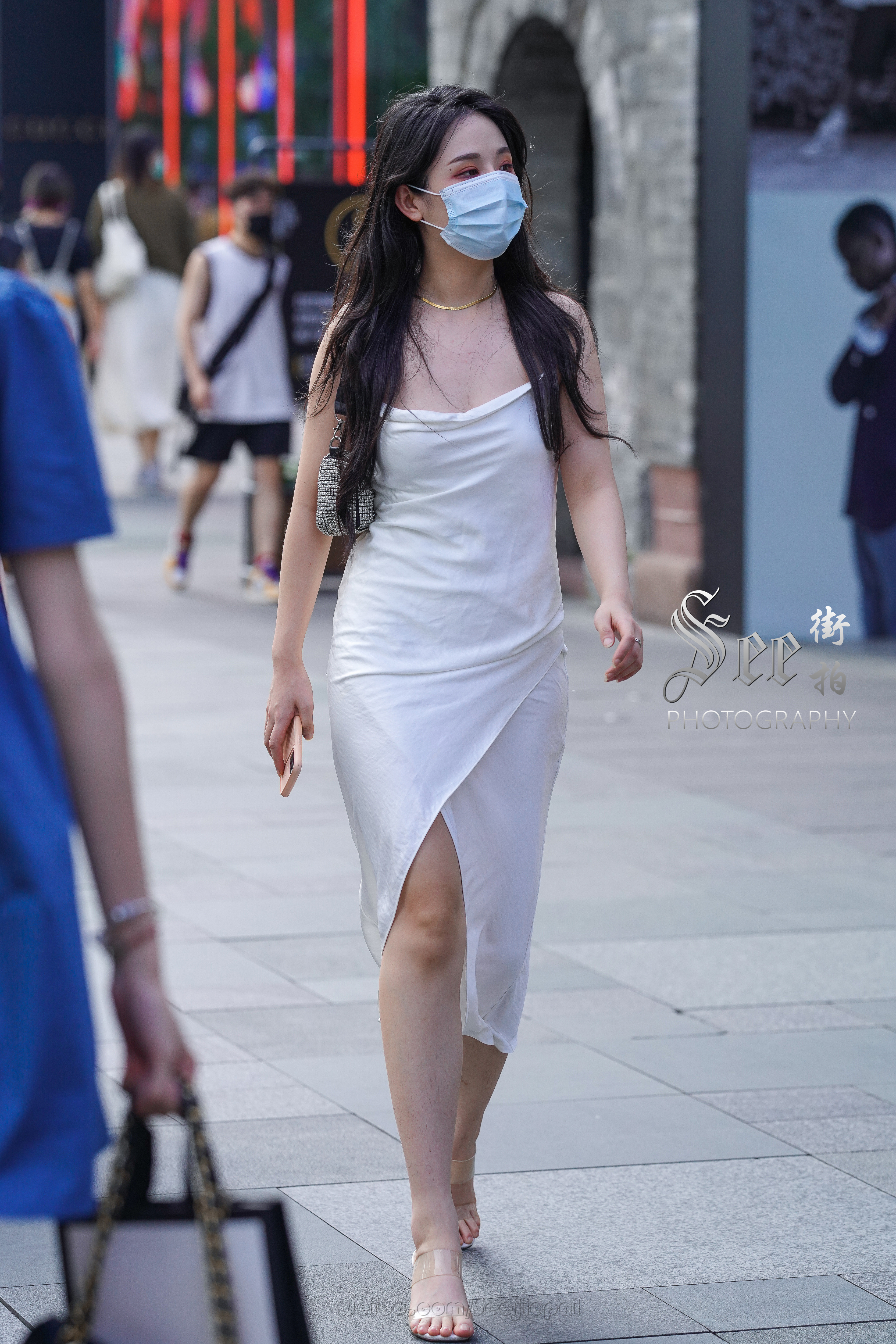 柔美气质丝质连衣裙~~ ​​​