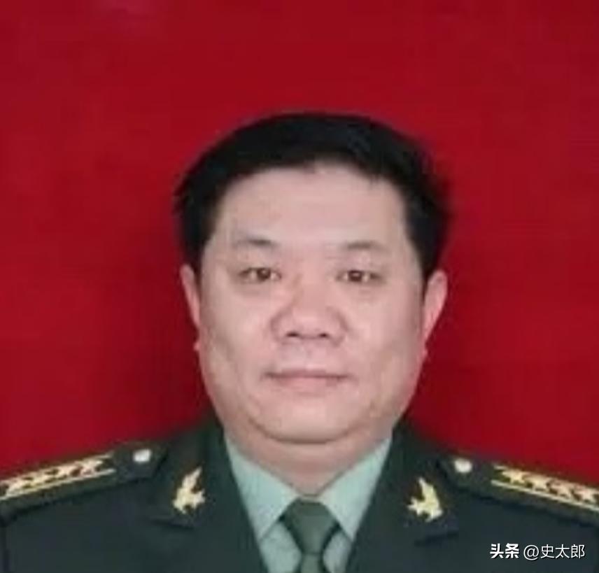 1985年，老山前线，17岁战士顾克路，被越军炮弹炸成“两截”，副连长孙兆群大喊
