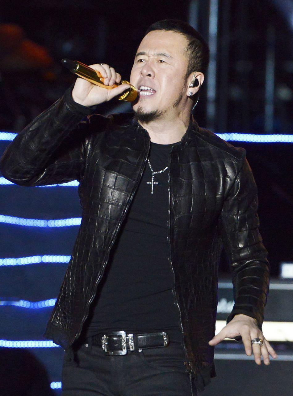 杨坤还能否重拾辉煌?杨坤 

杨坤那极具辨识度的沙哑嗓音，宛如乐坛中的一抹别样烟
