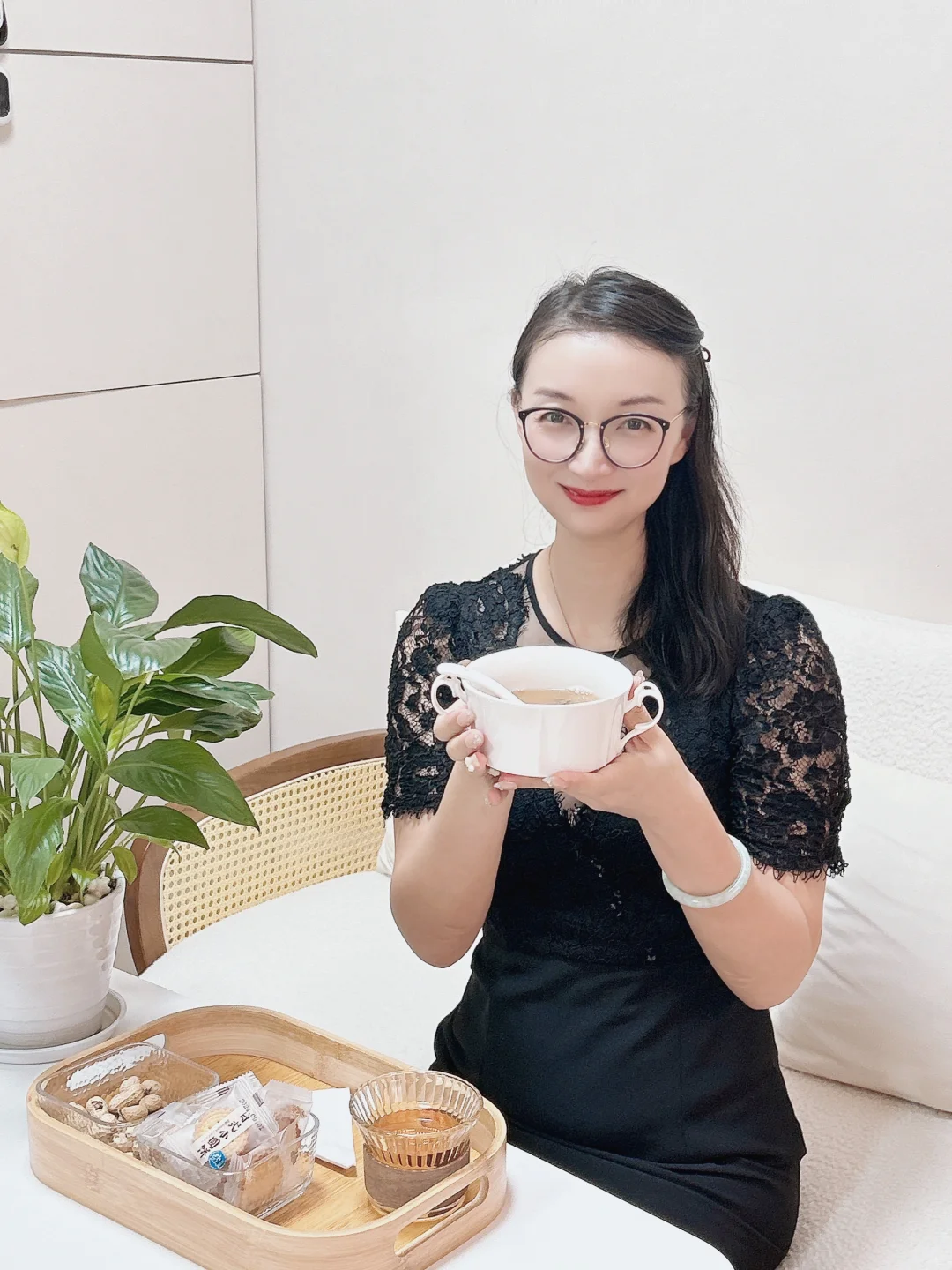 秋天宜补水💦快来做个美美哒面部护理叭！