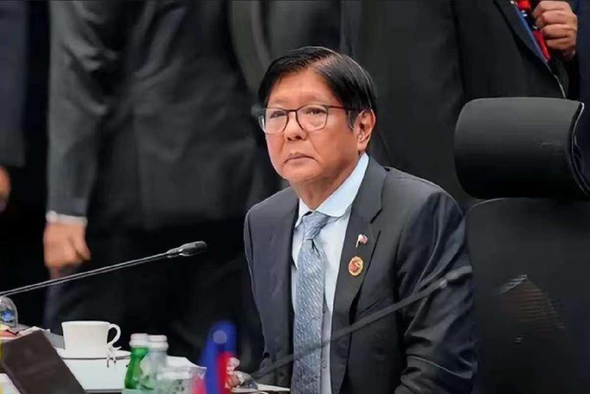 小马科斯在韩国峰会对华诉苦，遭到各国的冷遇！
 
说白了，小马科斯也太不识时务了