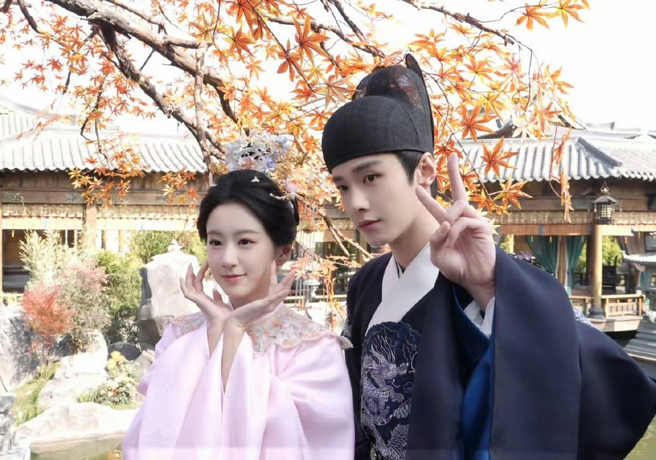 何与 包上恩《窈窈有期》的第一次营业，还挺有感觉的诶。 