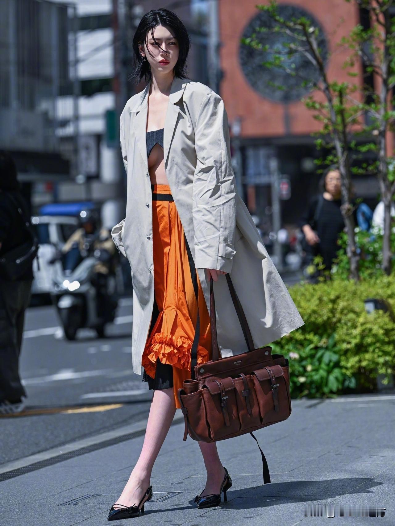 这姐真是行走的种草机，每套look都想抄作业！