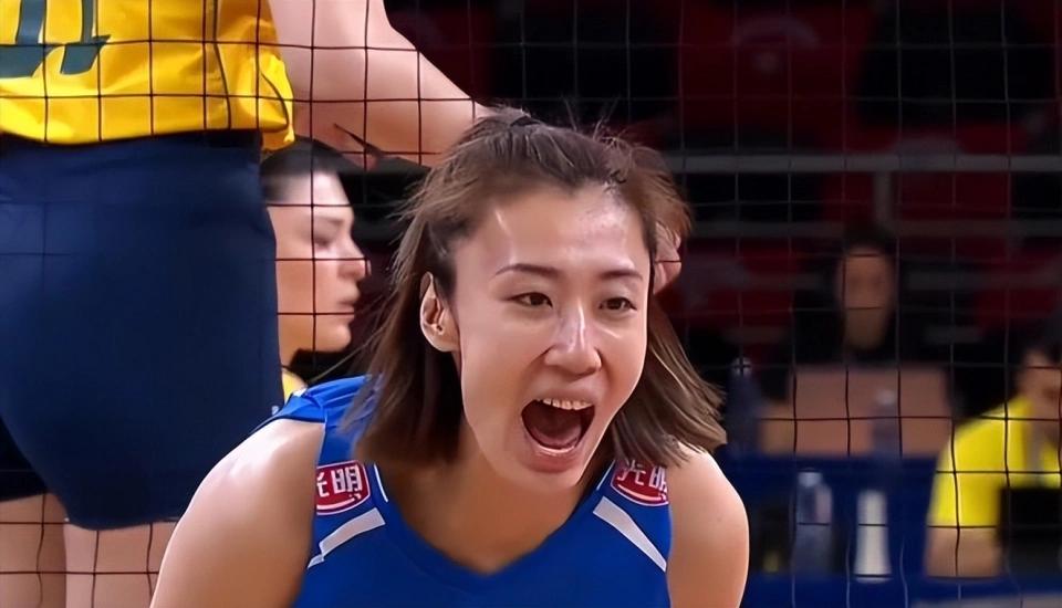 6月22日 凌晨30分
安卡拉站
中国女排Vs东道主土耳其女排

天津渤海银行女