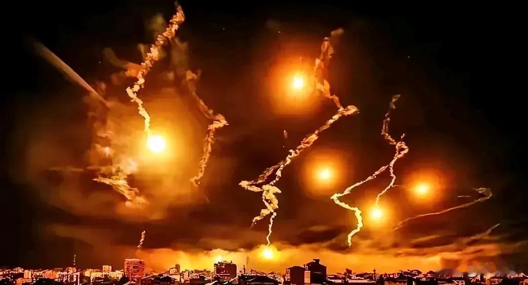 突发！黎巴嫩真主党正式宣布开始对以色列进行大规模打击！

当地时间 8 月 25