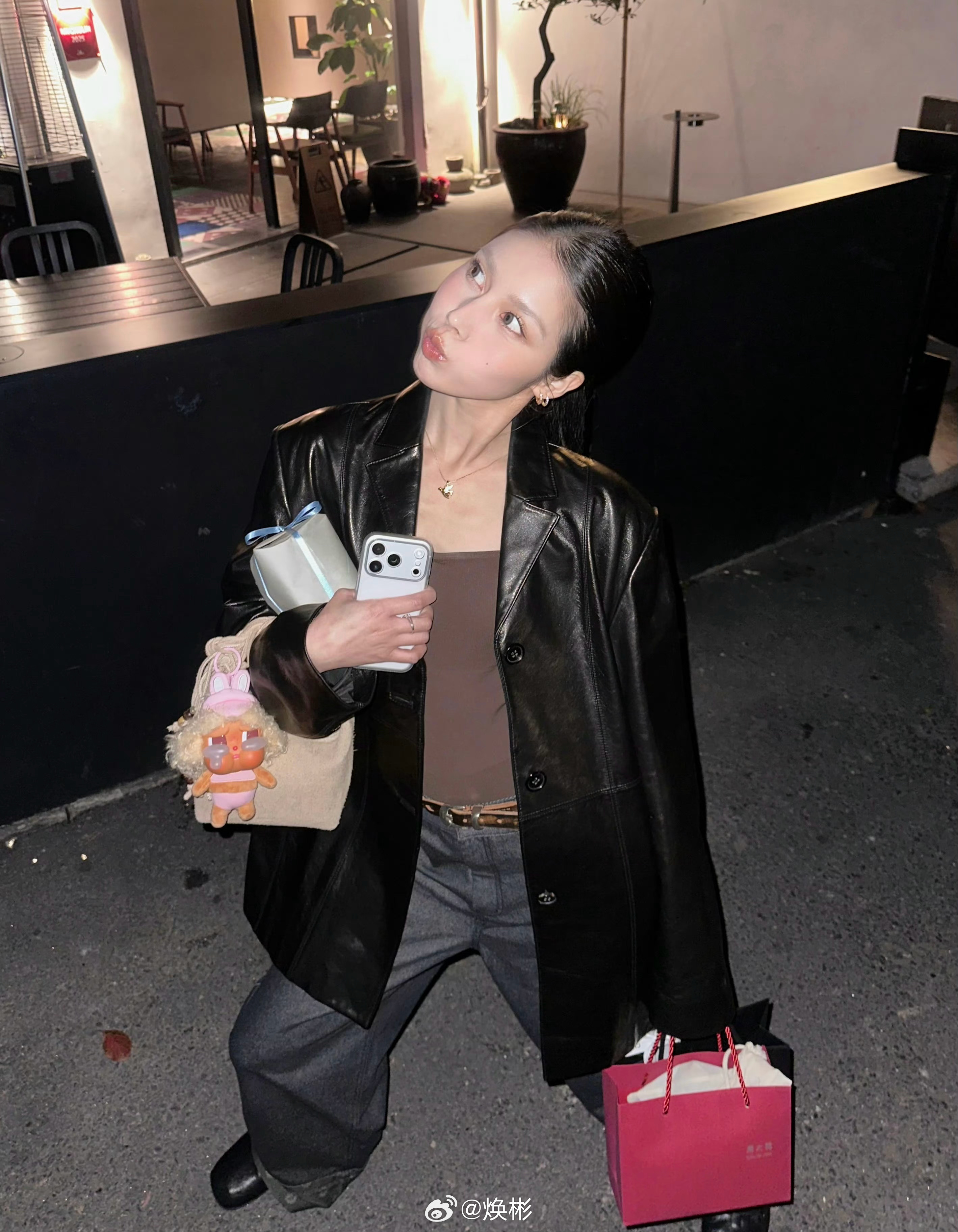 已经2025年11月11日了，是什么原因导致你到现在还没有用上最新款的iPhon