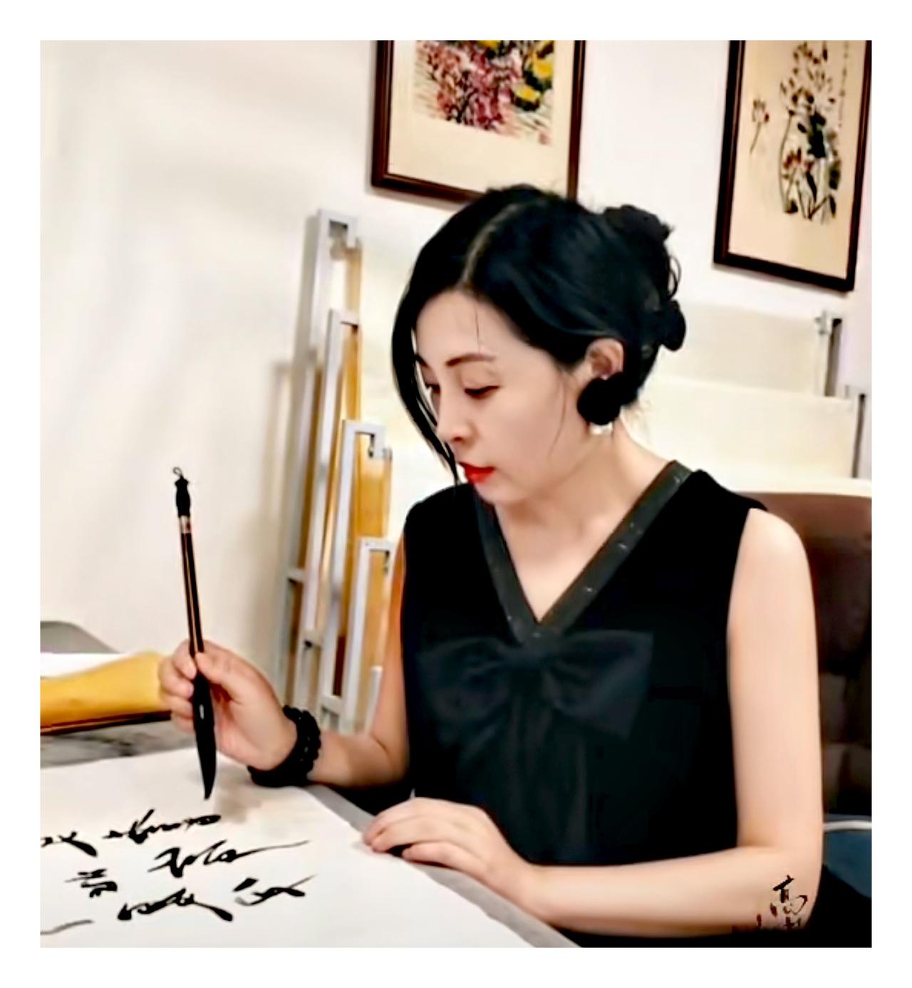 善良是刻在基因里的，人性的恶也是刻在基因里的。善良的人不会变坏，只会变得无情。邪