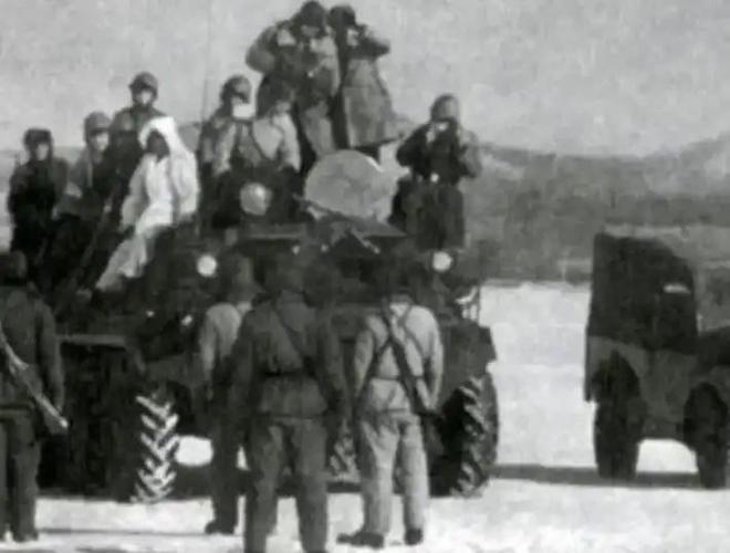 当年为了应对苏军的大量坦克，我军生产了很多红箭73反坦克导弹。原本是应急感冒药，