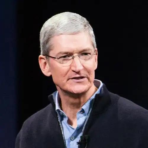 一边示好一边围堵？美国的分裂，在库克与特朗普身上体现得淋漓尽致


一边是苹果C