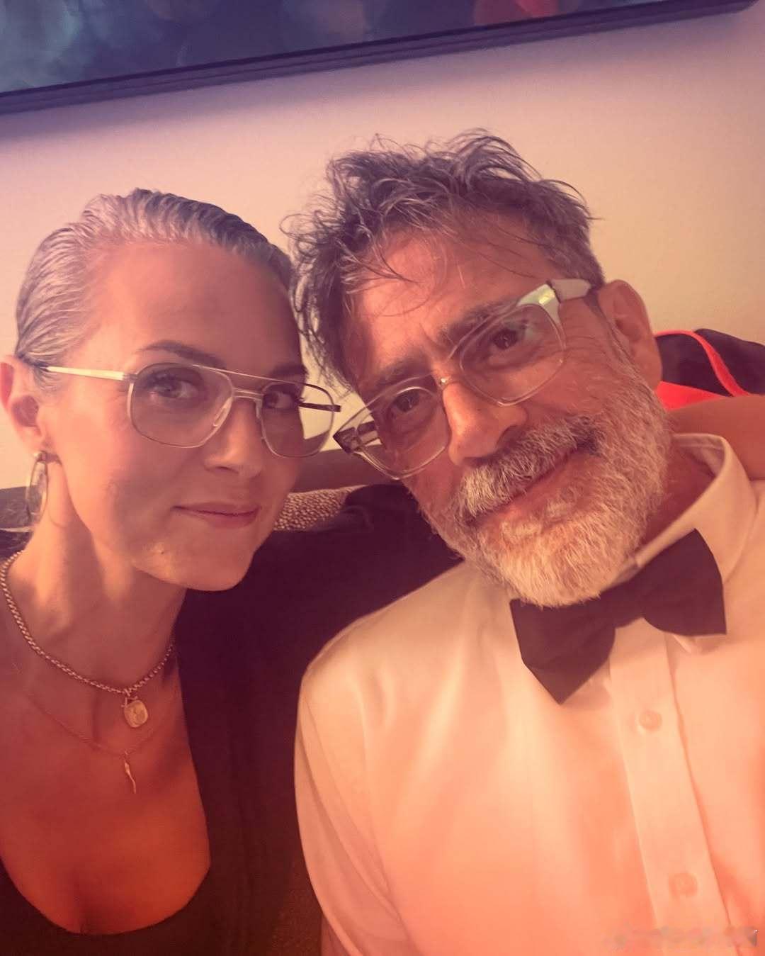 Hilarie Burton晒和老公Jeffrey Dean Morgan拍新片