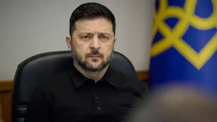 出尔反尔！
在没有俄罗斯的参与下，美乌代表拟定的新版20条和平计划还未见光，被泽