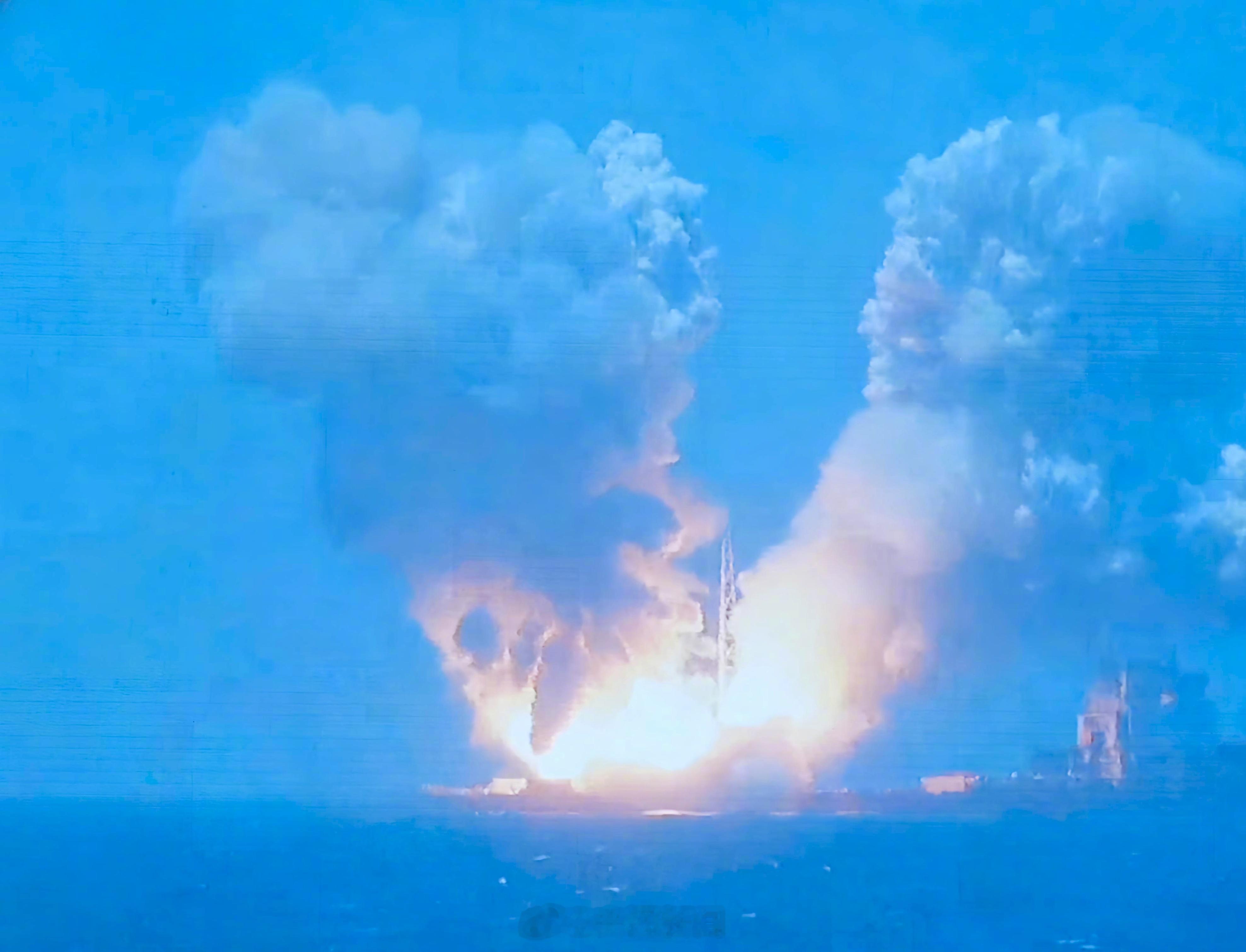 我国成功发射一箭9星【祝贺！引力一号遥四运载火箭发射成功】今天，我国太原卫星发射