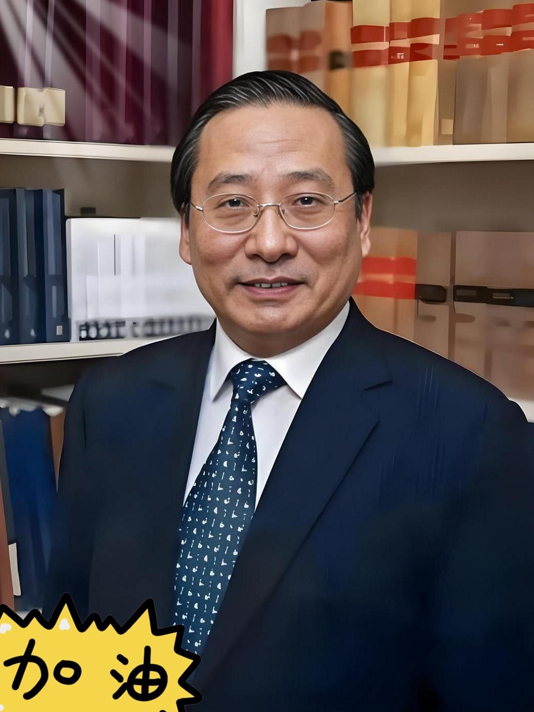 结果今天才知道，真相狠狠打了脸！

大哥很多时候竟是自掏腰包订机票、找酒店，没有