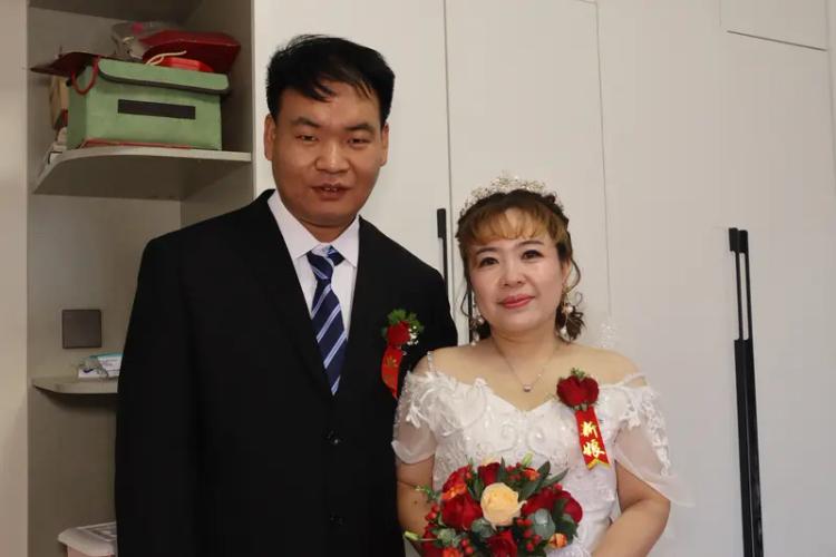 二婚最大的弊病，就是人和关系的“叠加包袱”。经历过失败婚姻，信任底色先天不足，双