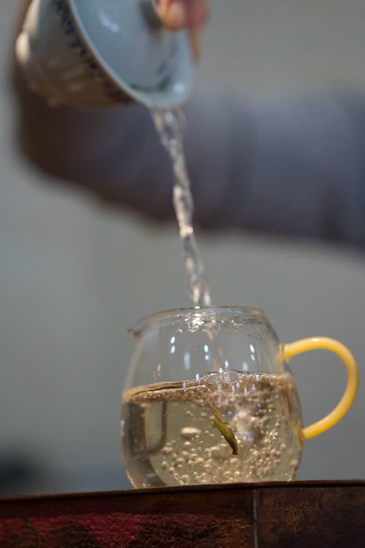 茶道  不必等风来，先泡一杯茶，让思绪跟着热气慢慢舒展。 