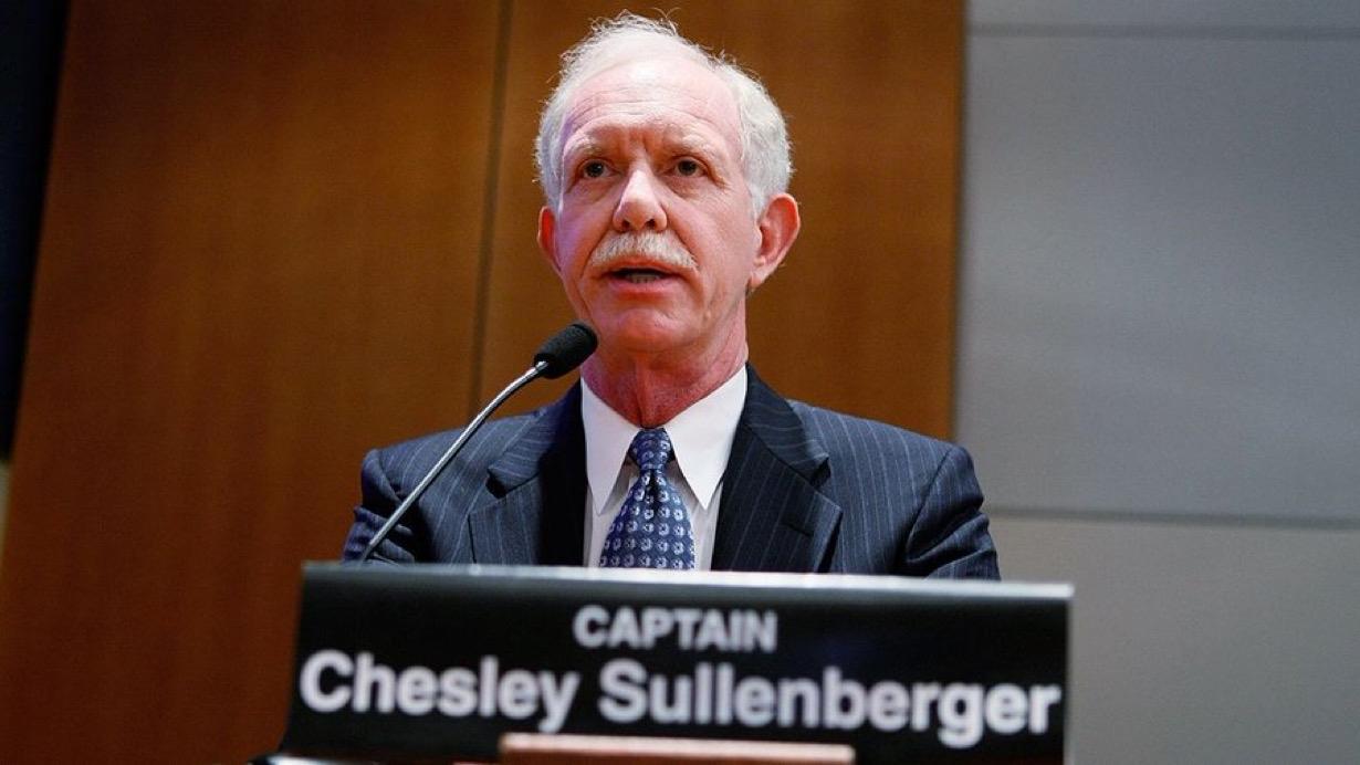 美国最伟大的航空英雄之一“萨利机长”患阿尔茨海默病。

Chesley “Sul