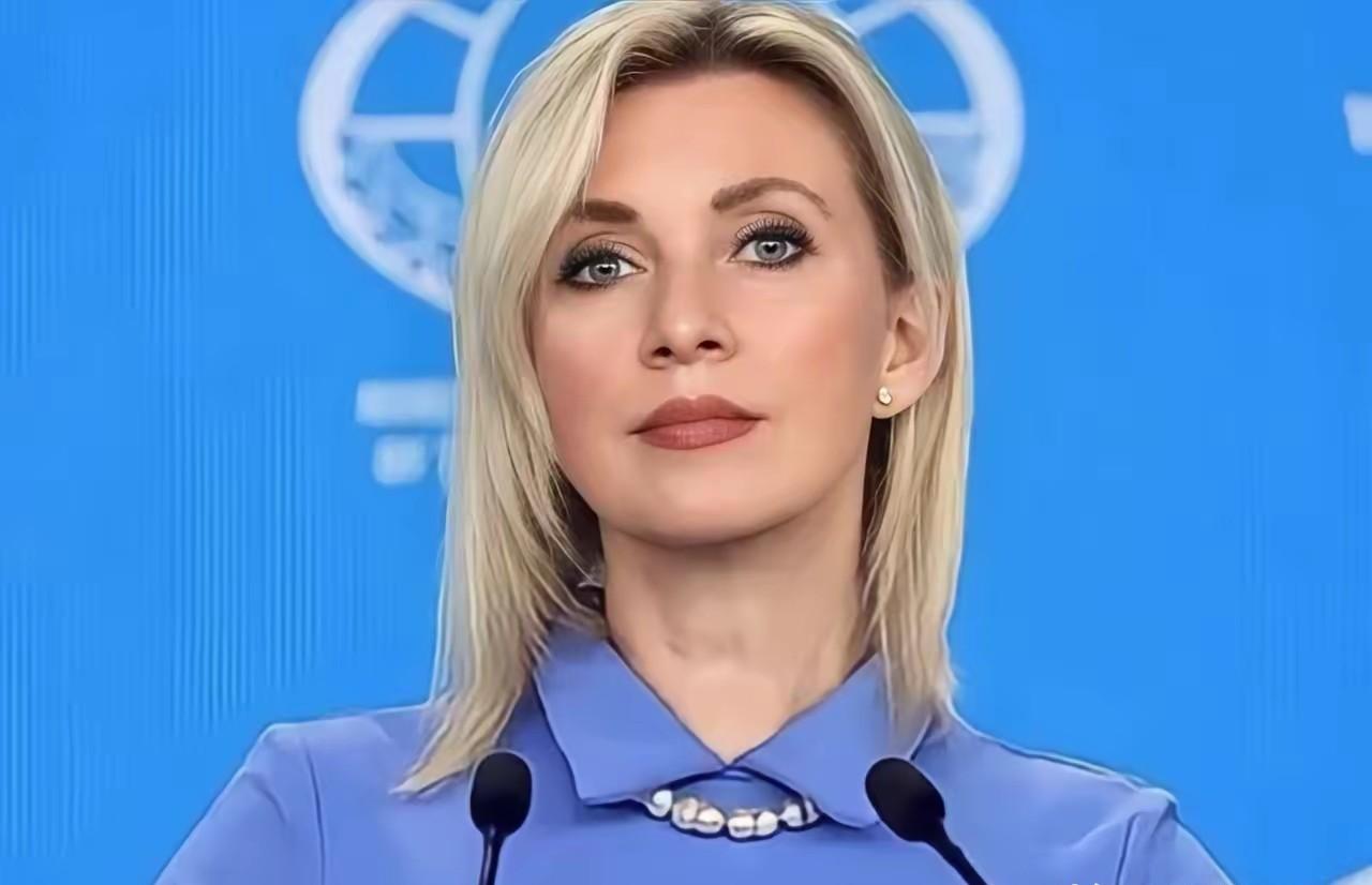 扎哈罗娃怼日本记者，历史账旧事重提，东亚局势要变天？
俄罗斯的扎哈罗娃前几天在记