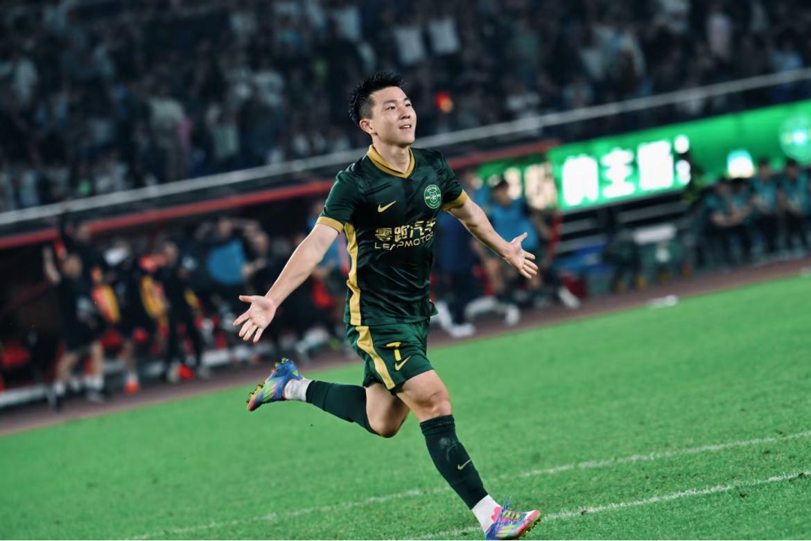 陶强龙越踢越好，浙江绿城再签高迪，图什么？

        CBA休赛期没啥热