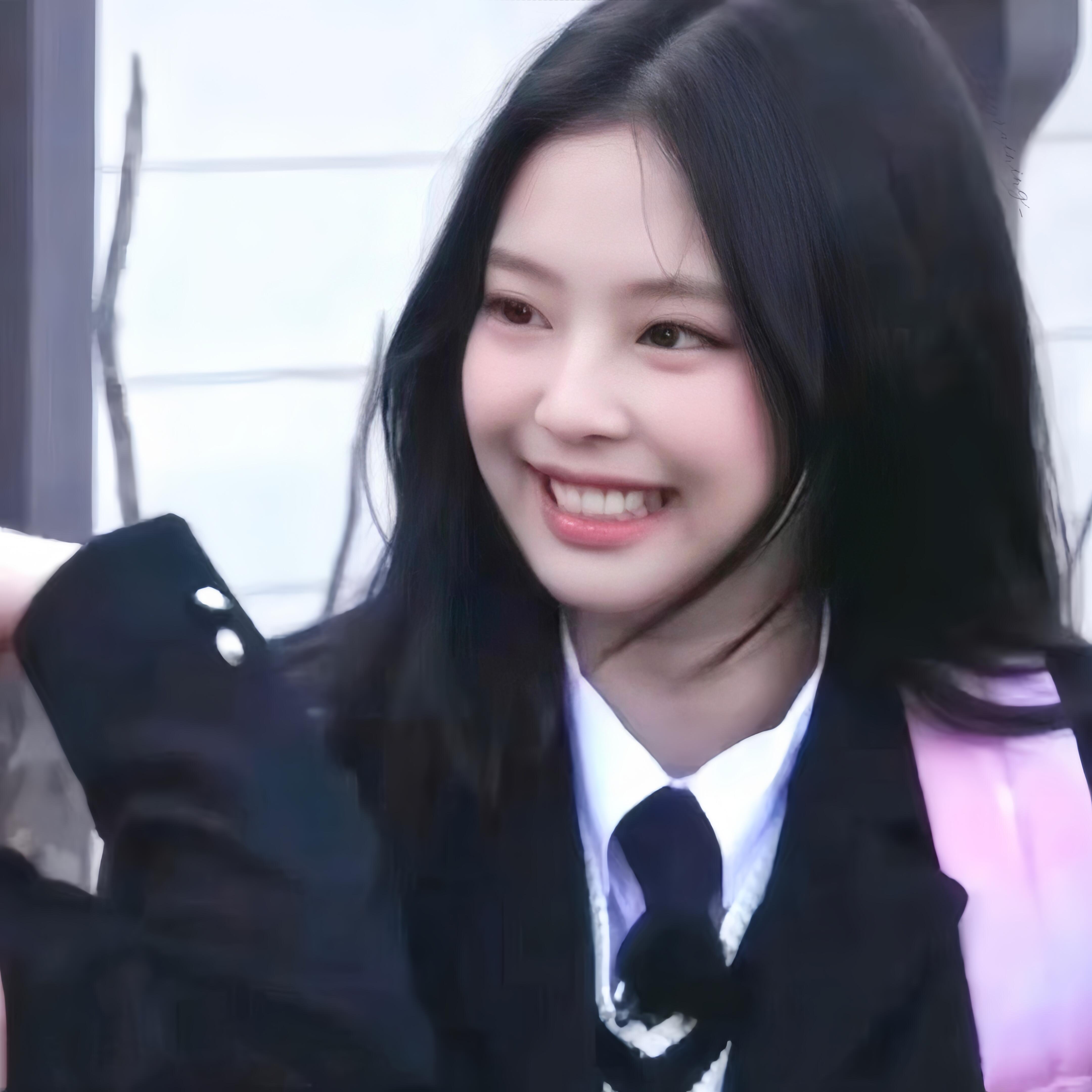 jennie盛夏壁纸大放送动漫仲夏狂欢季