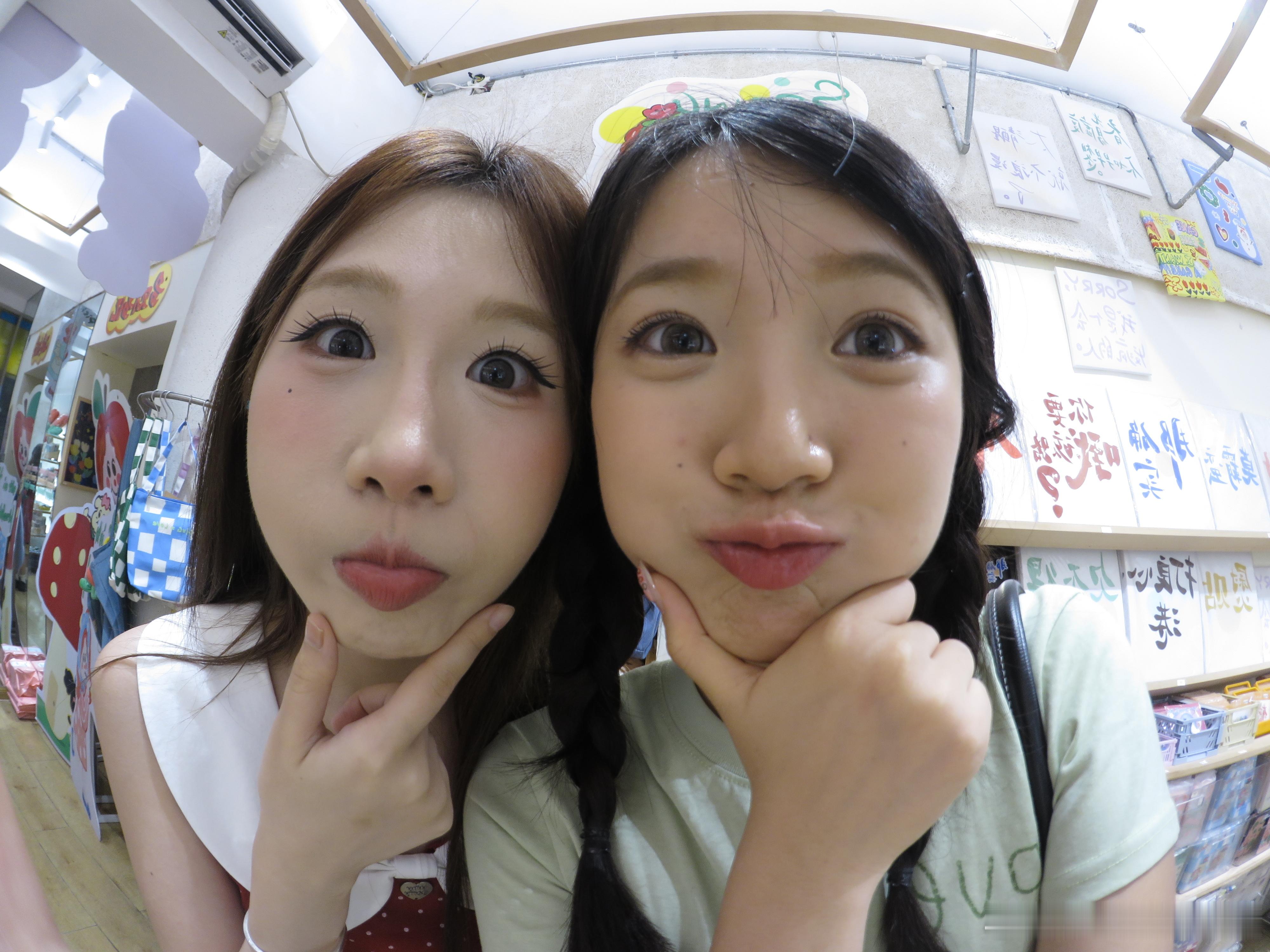 好萌的两个小女子​​​