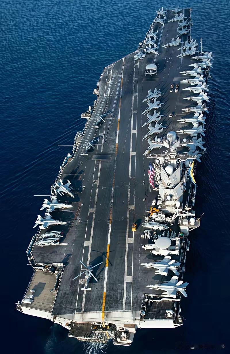 美国的航母真的不能击击沉吗？

美国航母以前常来台海显摆，现在咋躲远了？原因很简