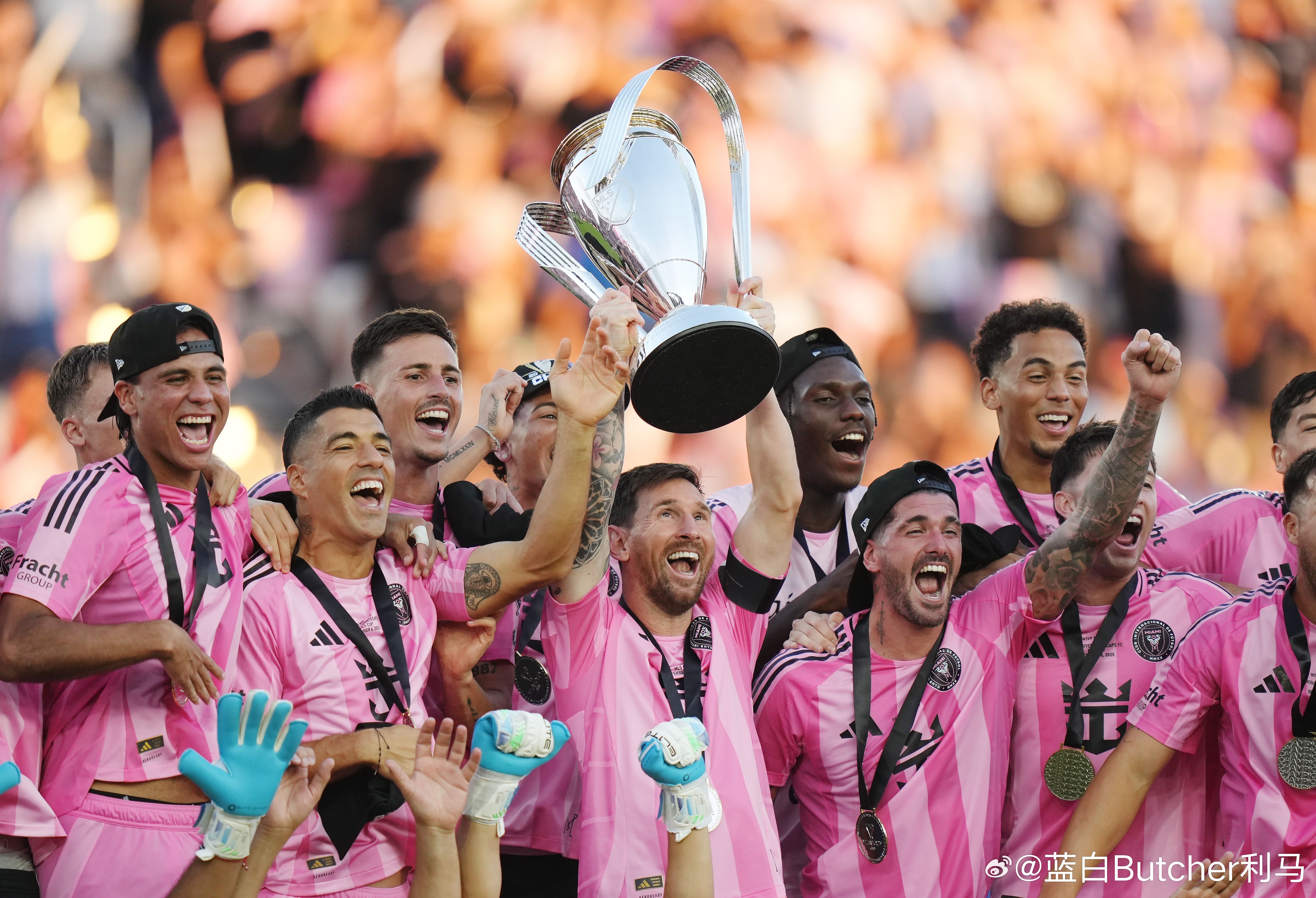 02月28日 据《迈阿密先驱报》证实，迈阿密国际将于3月5日造访白宫，以纪念球队