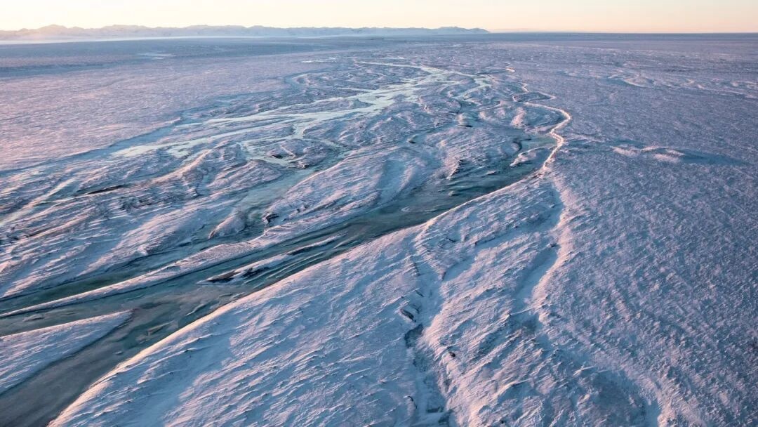 特朗普签署法律，撤销阿拉斯加国家石油储备区钻探限制