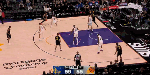 斯潘塞三分！！不中！！ 