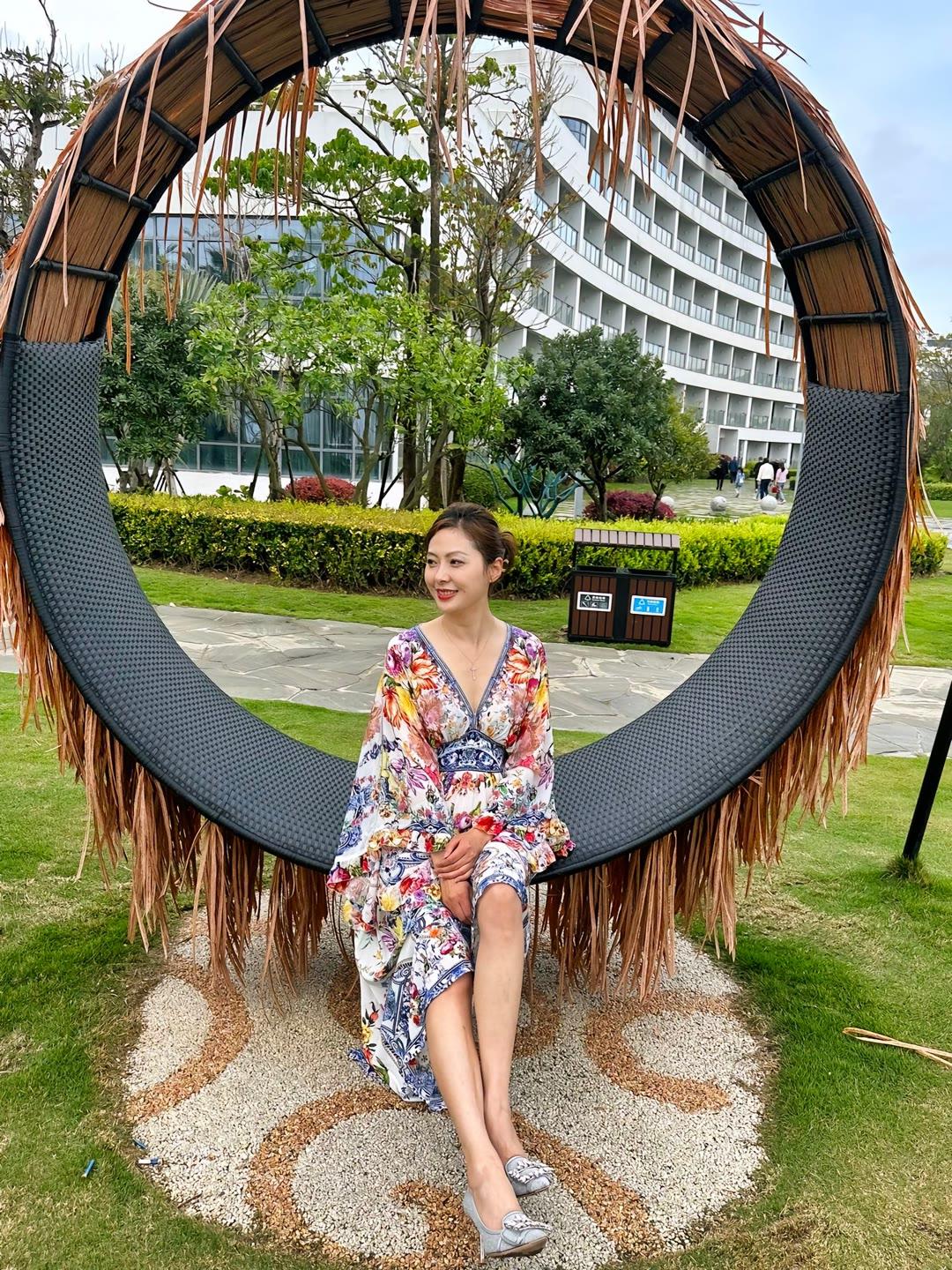 有哪些好看的浅色系连衣裙