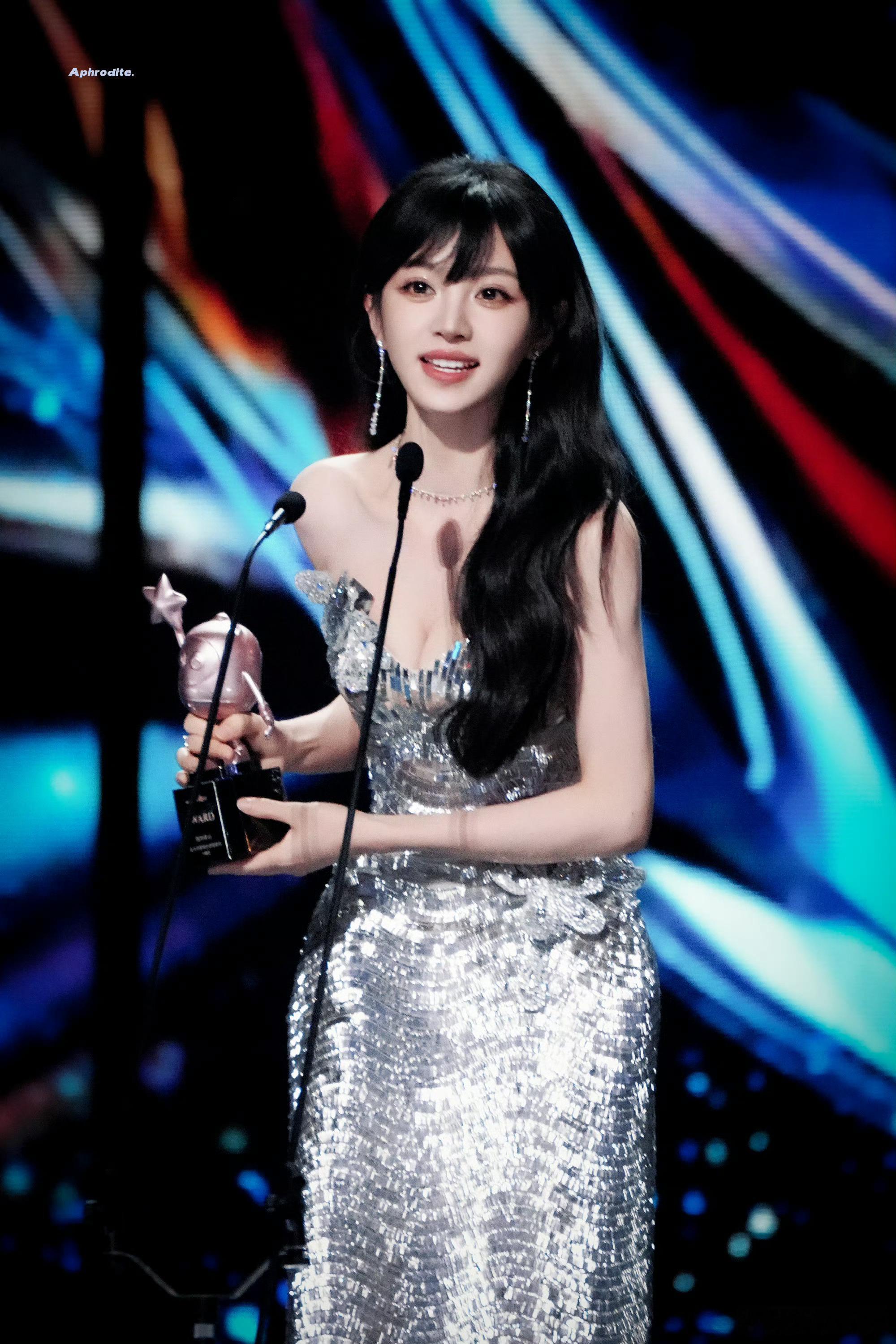 田曦薇 这太漂亮了女神