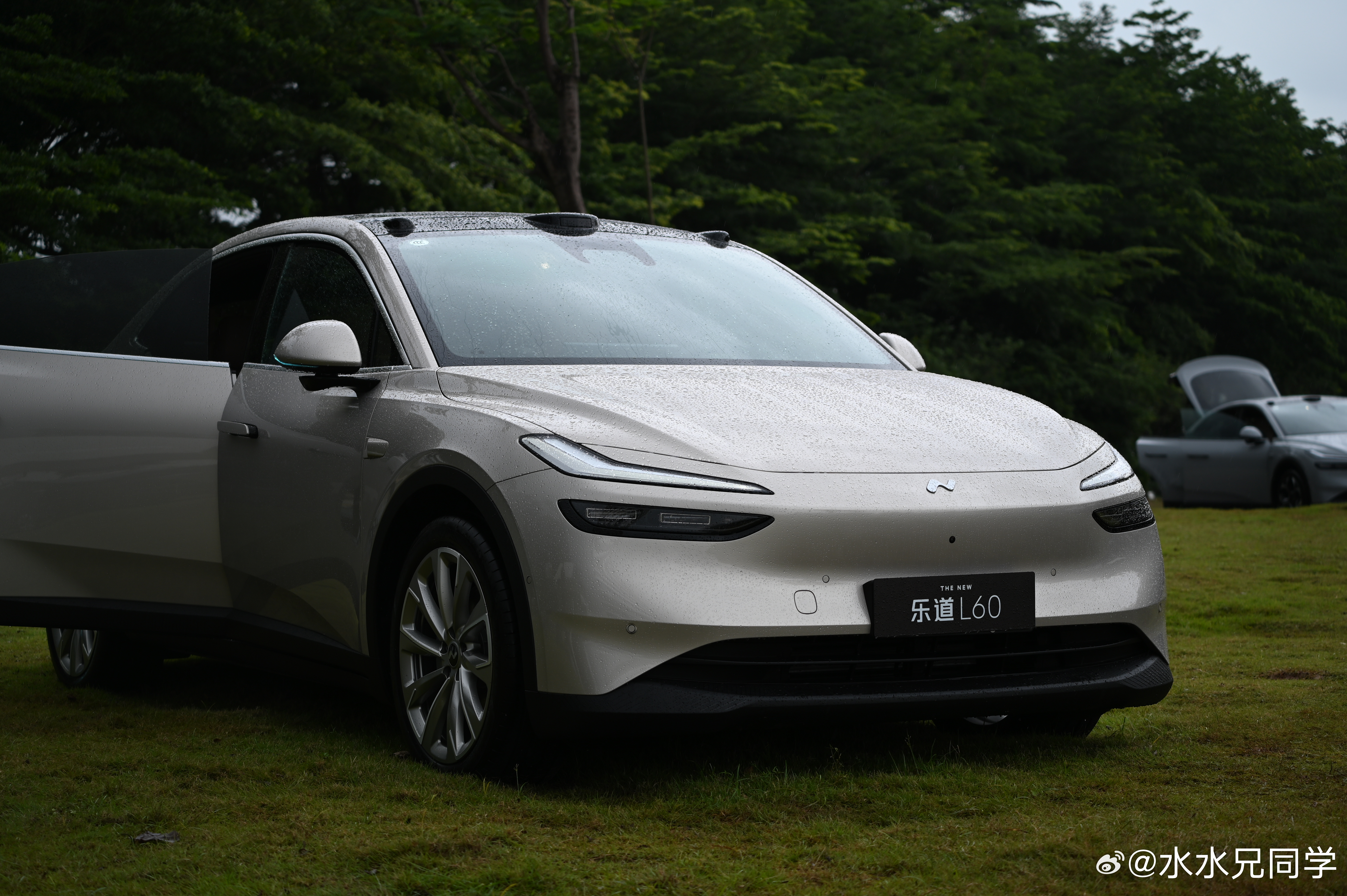 冰箱彩电，乐道L60都给你安排上了兄弟们！乐道汽车