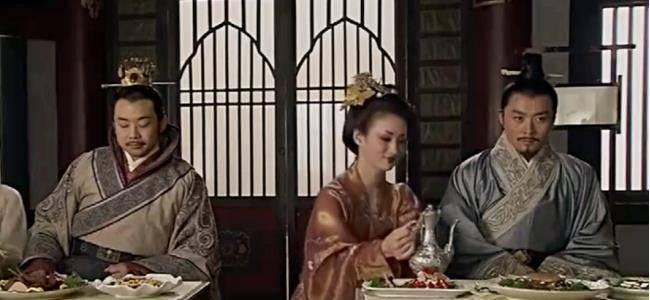 公元642年，李世民在宫中设宴款待文武百官，群臣们正享受着宴会的欢乐，却突然听到