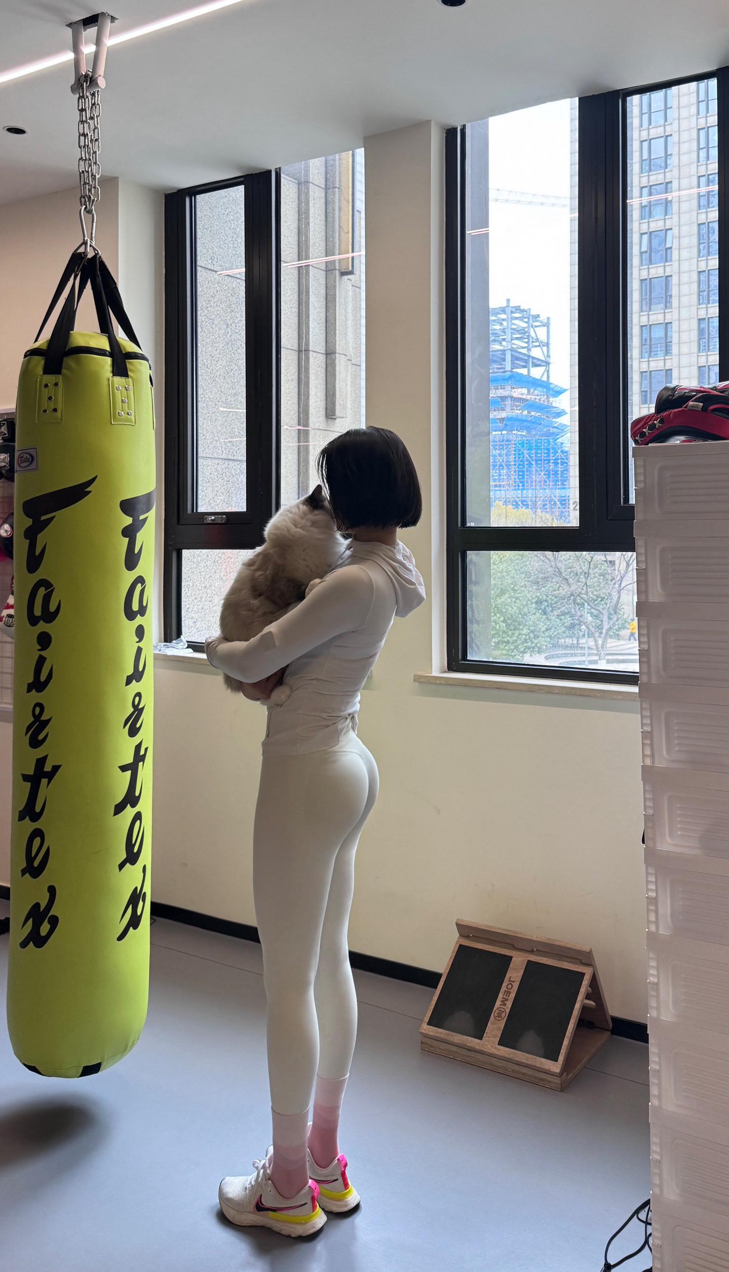 这么苦 的练不就是为了拍美美的照片嘛✌️。