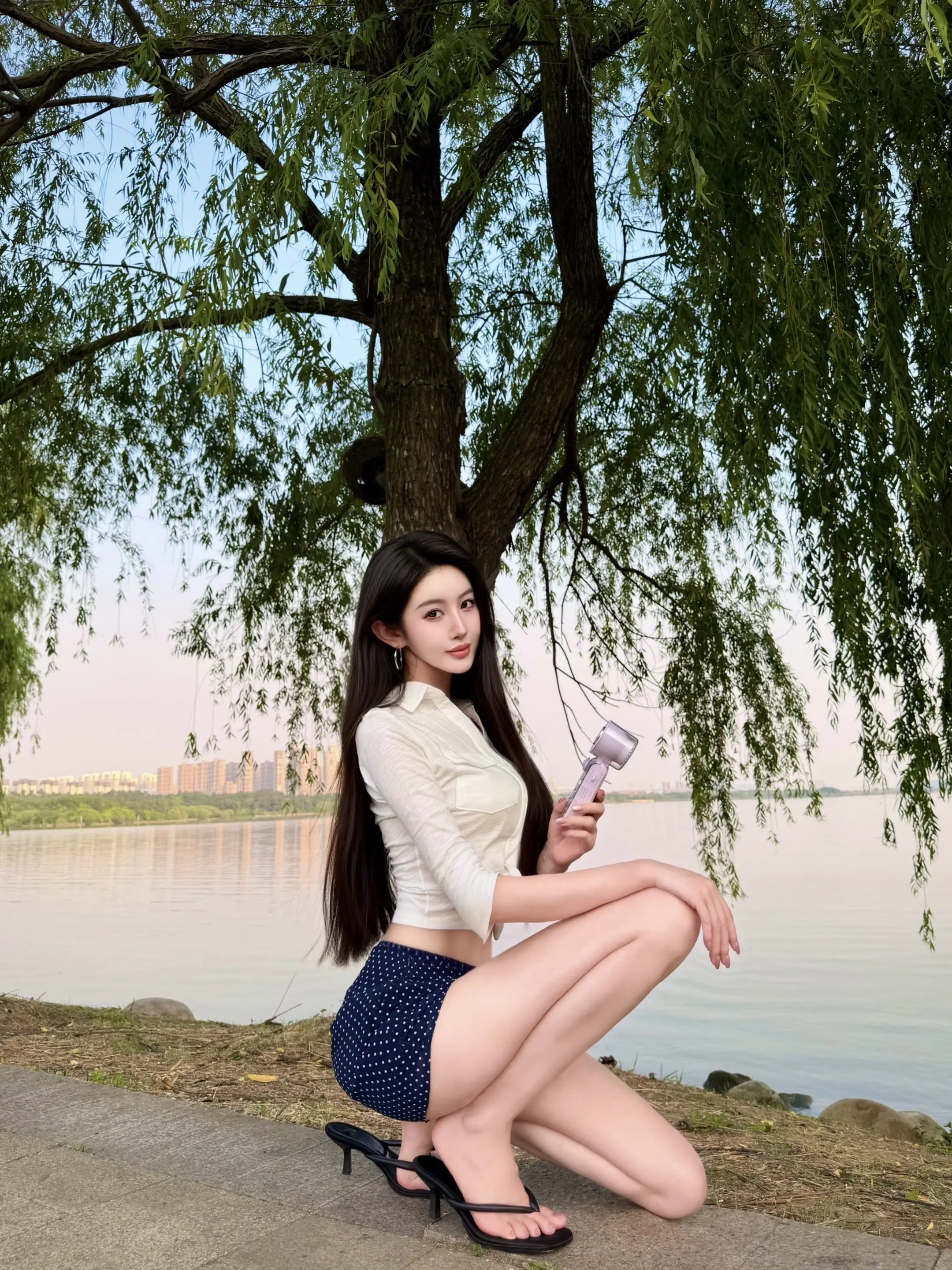 你出去打听打听 哪个摩羯座爱回消息的