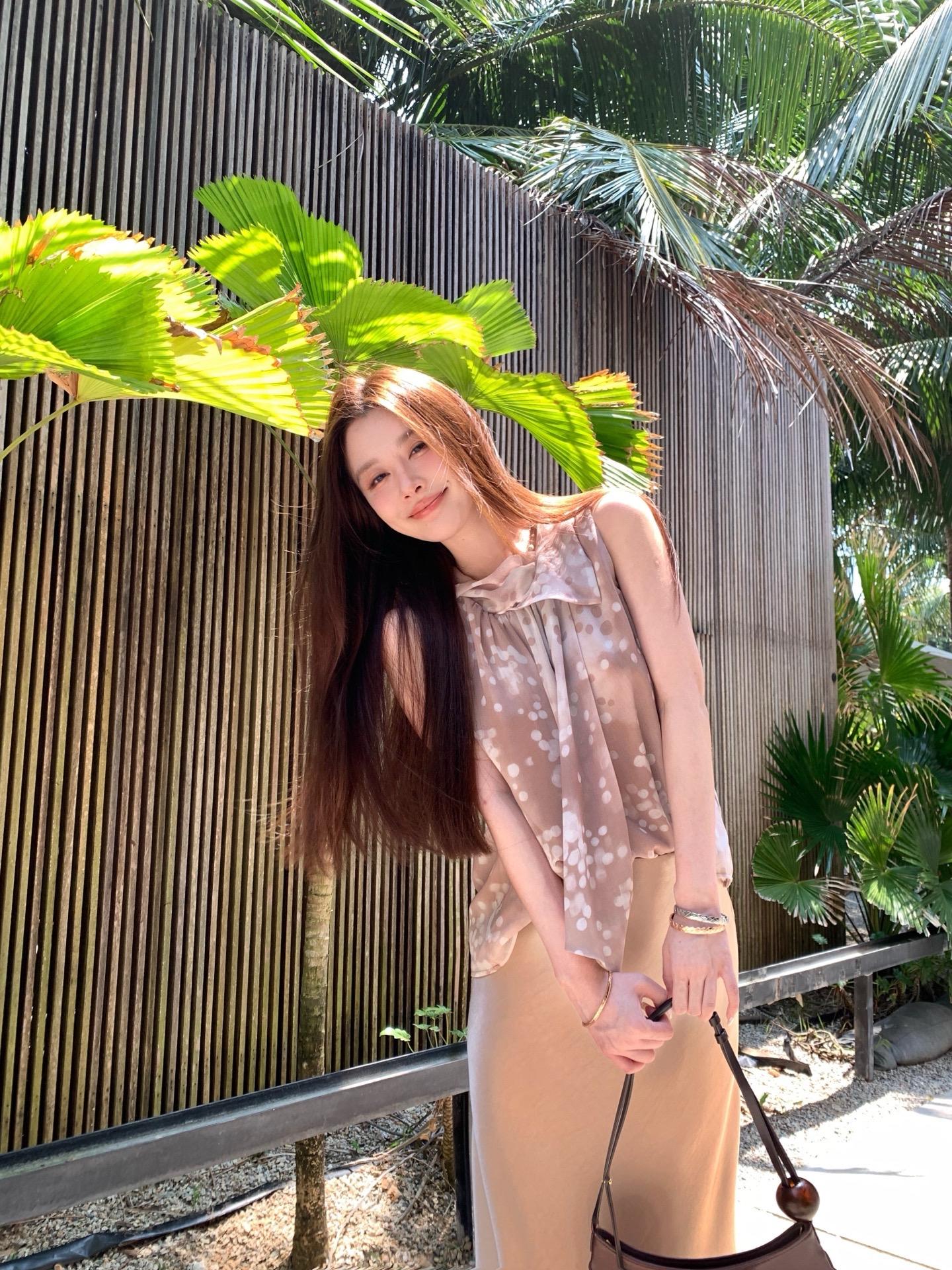 所有心动藏在了夏天🌴。